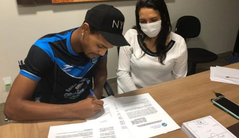 Capital-DF acerta ida de atacante de 19 anos para o mundo árabe