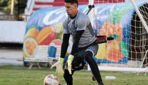 Red Bull Bragantino confirma contratação de goleiro do Santa Cruz