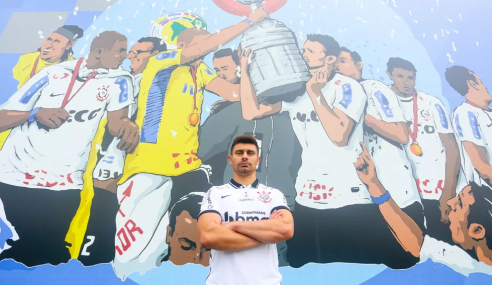 Corinthians anuncia ex-meia Alex como novo coordenador técnico da base