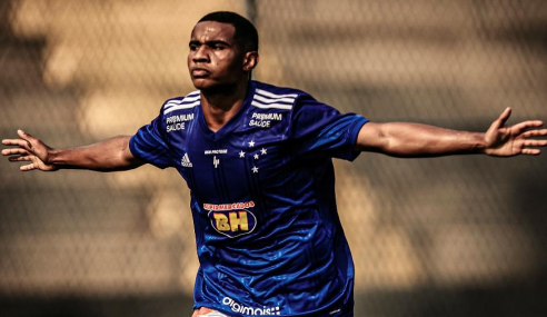 Palmeiras contrata mais um jogador dispensado pelo Cruzeiro