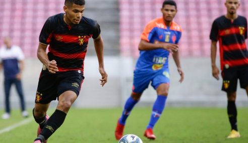 Sport firma primeiro contrato profissional com jovem do sub-20