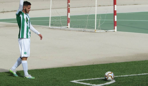 Santos contrata lateral-direito que estava no futebol espanhol