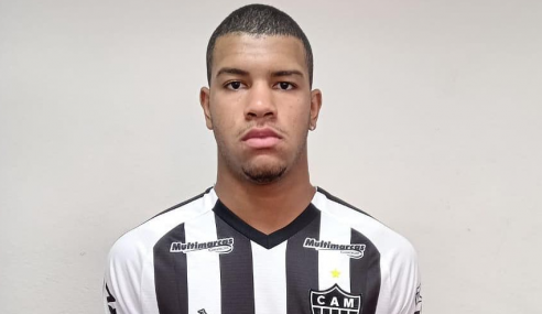 Atlético-MG acerta com atacante ex-Flamengo para o sub-17