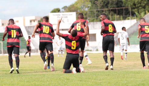 Sport vence Santa Cruz e garante vaga antecipada nas semifinais do Pernambucano Sub-17