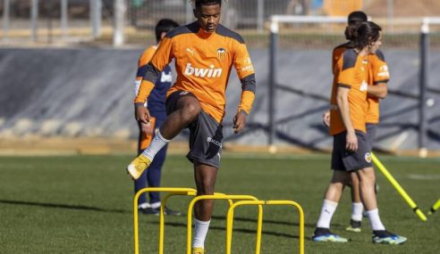 Valencia-ESP traz joia do Lille-FRA por empréstimo