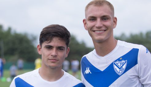 Brasileiro faz primeiro gol pelo Vélez Sarsfield-ARG
