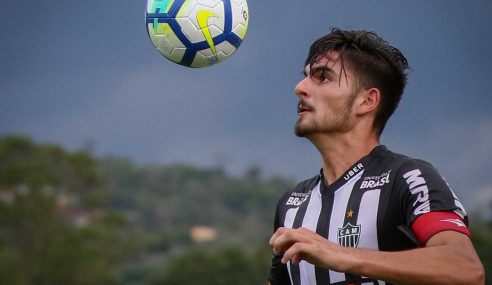 Confiança anuncia contratação de zagueiro do Atlético-MG