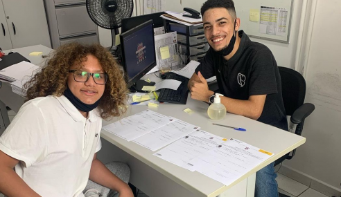 Filho de Cristian assina contrato com o Corinthians