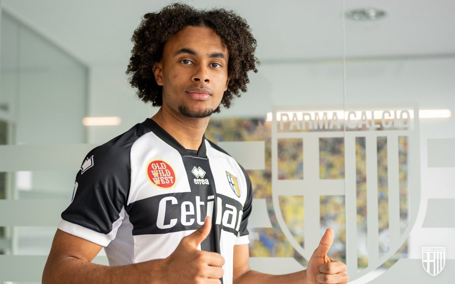 Bayern de Munique-ALE empresta jovem atacante holandês ao Parma-ITA