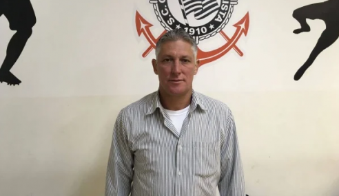 Sub-20 do Corinthians se reapresenta com técnico interino