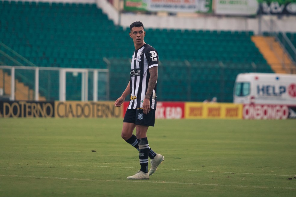 Juventude anuncia contratação de Vítor Mendes, do Atlético-MG