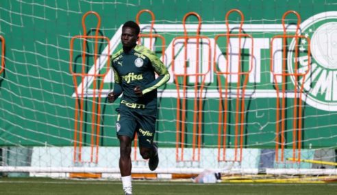 Jovem equatoriano deixa o Palmeiras