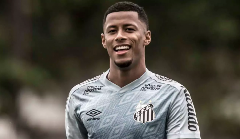 Santos empresta Arthur Gomes ao Atlético-GO