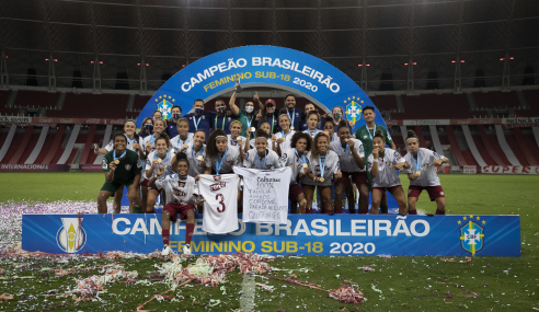 Internacional goleia, mas Fluminense vence nos pênaltis e conquista Brasileirão Feminino Sub-18