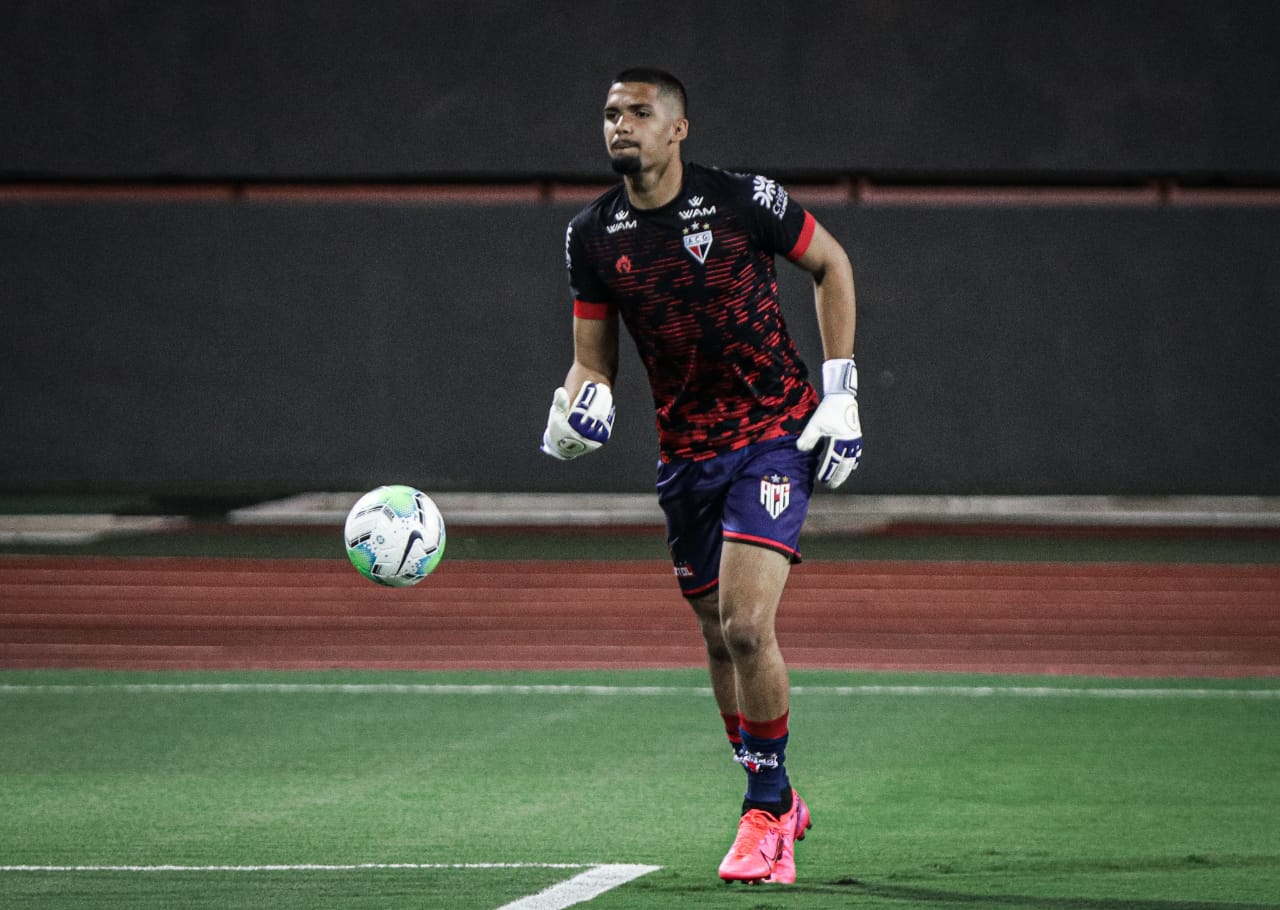 Atlético-GO empresta goleiro para o Grêmio Anápolis