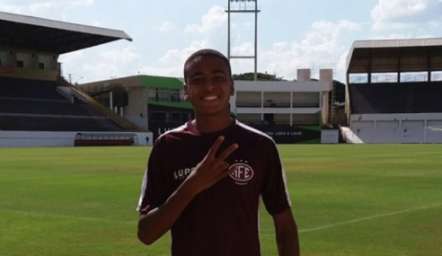 Bahia fecha com zagueiro e atacante para o time sub-20