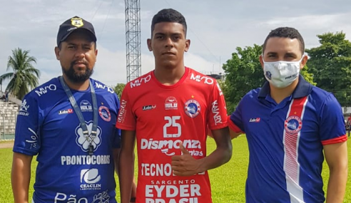 Após campanha, jovem que perdeu o pai para a COVID-19 acerta com o Porto Velho-RO
