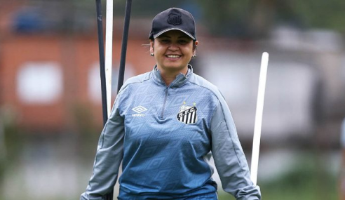 Santos anuncia nova técnica para a base feminina