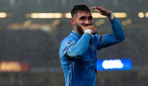 Palmeiras faz proposta para contratar atacante de 22 anos