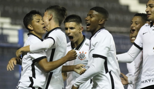 Corinthians supera Internacional e estreia com vitória no Brasileirão Sub-17