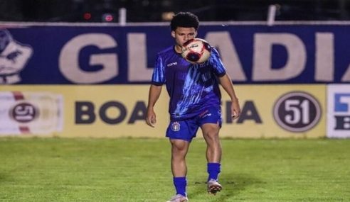 Vasco encaminha acerto com atacante para o time sub-20