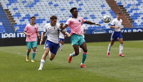 Atual campeão do Espanhol Sub-19 empata em casa e se complica
