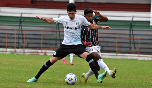 Nos acréscimos, Grêmio busca empate com o Fluminense pelo Brasileirão de Aspirantes