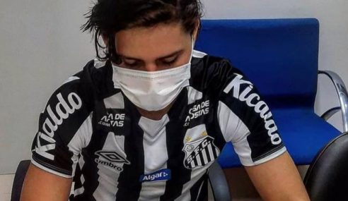 Santos dispensa meia boliviano que não atuou pelo clube