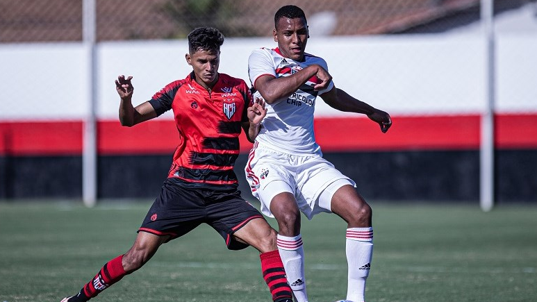 São Paulo bate Atlético-GO e mantém 100% no Brasileirão Sub-20