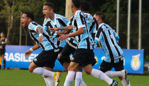 Nos acréscimos, Grêmio marca dois e vence Fortaleza pelo Brasileirão Sub-20