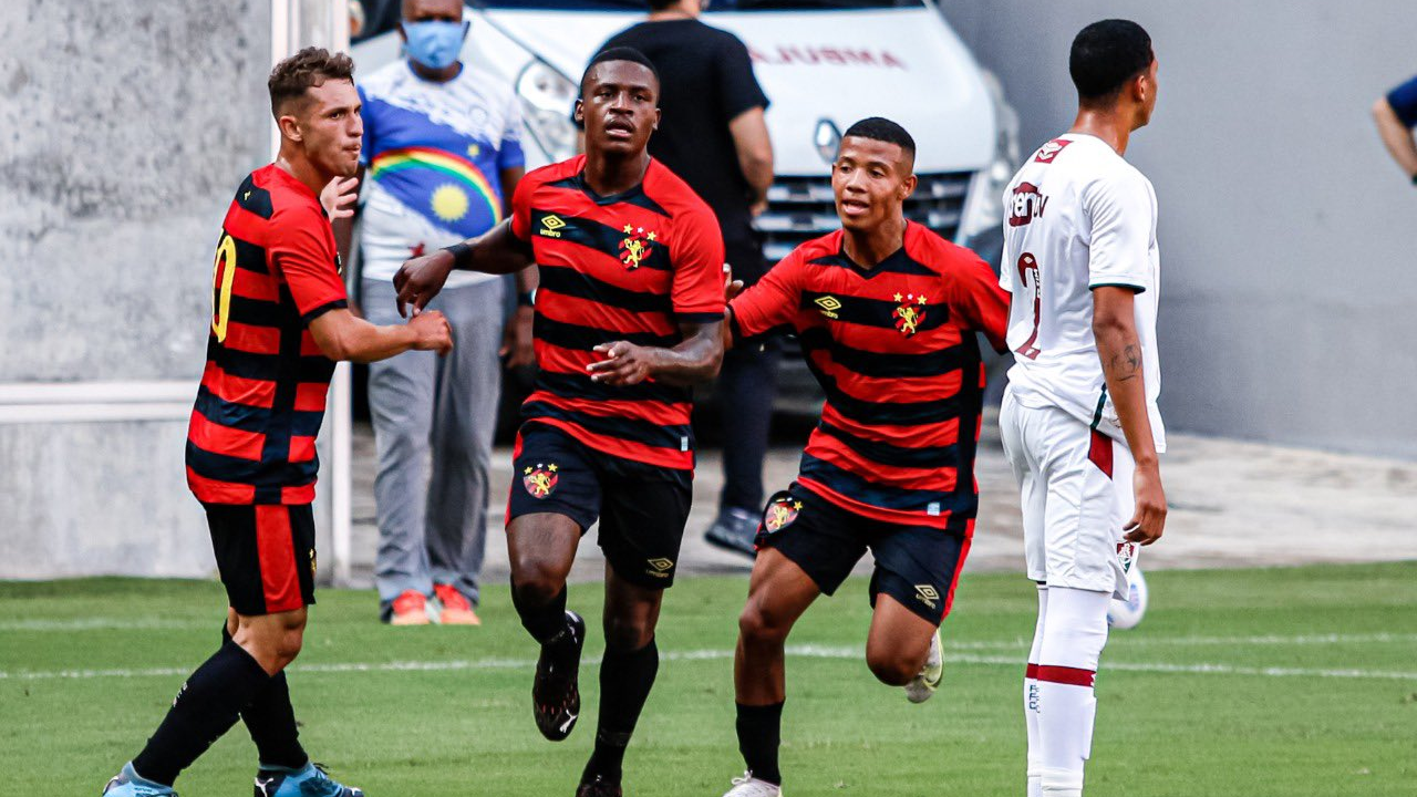 Goleiro pega pênalti, Sport vence Fluminense e soma primeiros pontos no Brasileirão Sub-20