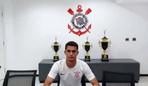 Corinthians contrata zagueiro para a equipe sub-17