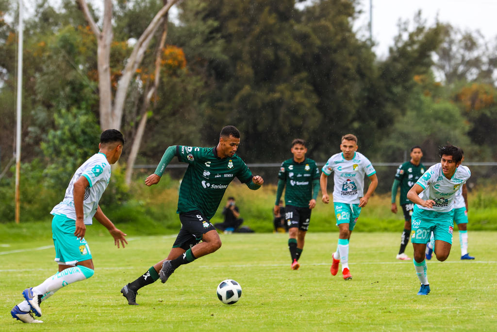 Mexicano Sub-20 passa a ter três líderes