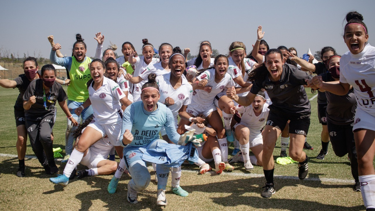 Ferroviária vira em cinco minutos, se classifica e elimina Fluminense do Brasileirão Feminino Sub-18