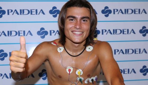 Lazio-ITA apresenta jovem meia-ofensivo argentino, de 16 anos