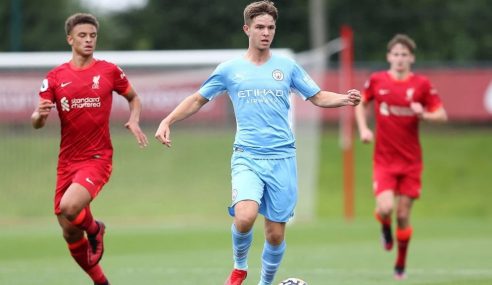 Liverpool e Man City ficam no 0 a 0 em estreia pelo Inglês Sub-23