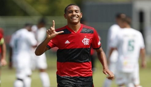 Flamengo goleia Portuguesa, pelo Carioca Sub-17