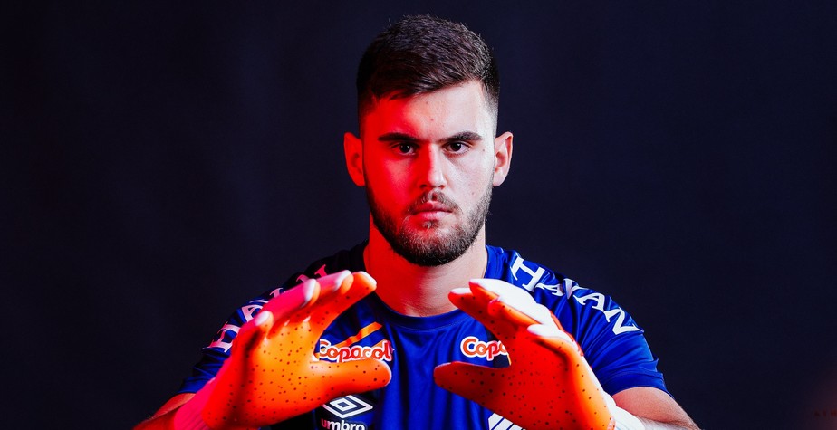 Athletico-PR oficializa a contratação de goleiro para o time sub-20
