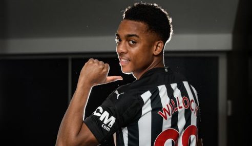 Newcastle-ING contra jovem de 21 anos do Arsenal-ING
