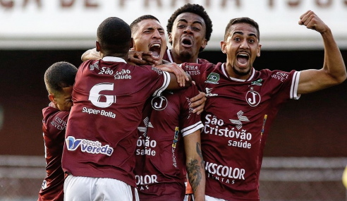 Juventus aproveita expulsão, marca no fim e bate Ibrachina pelo Paulistão Sub-20