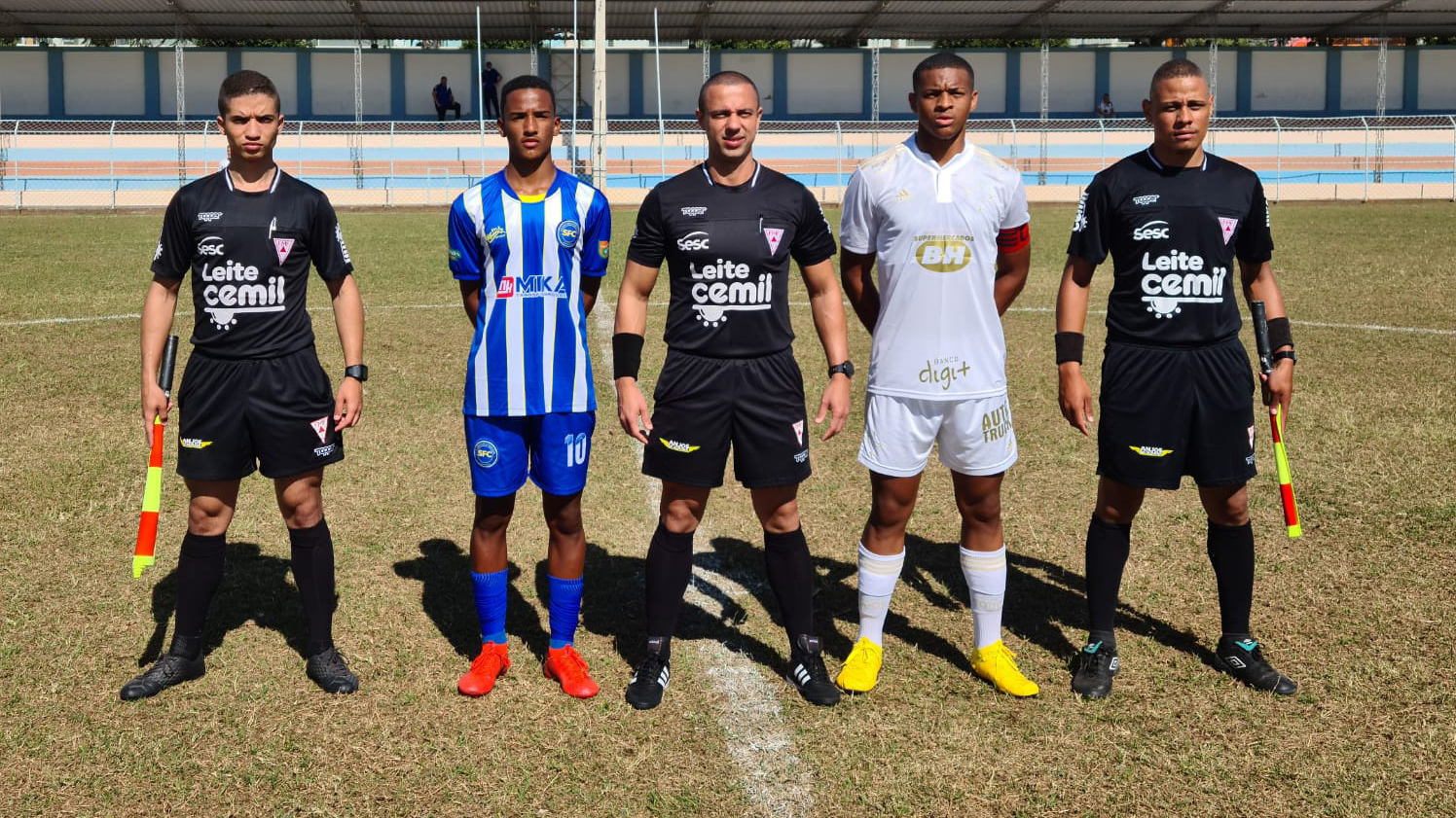 Com três de Jhosefer, Cruzeiro vence Santarritense em estreia no Mineiro Sub-17
