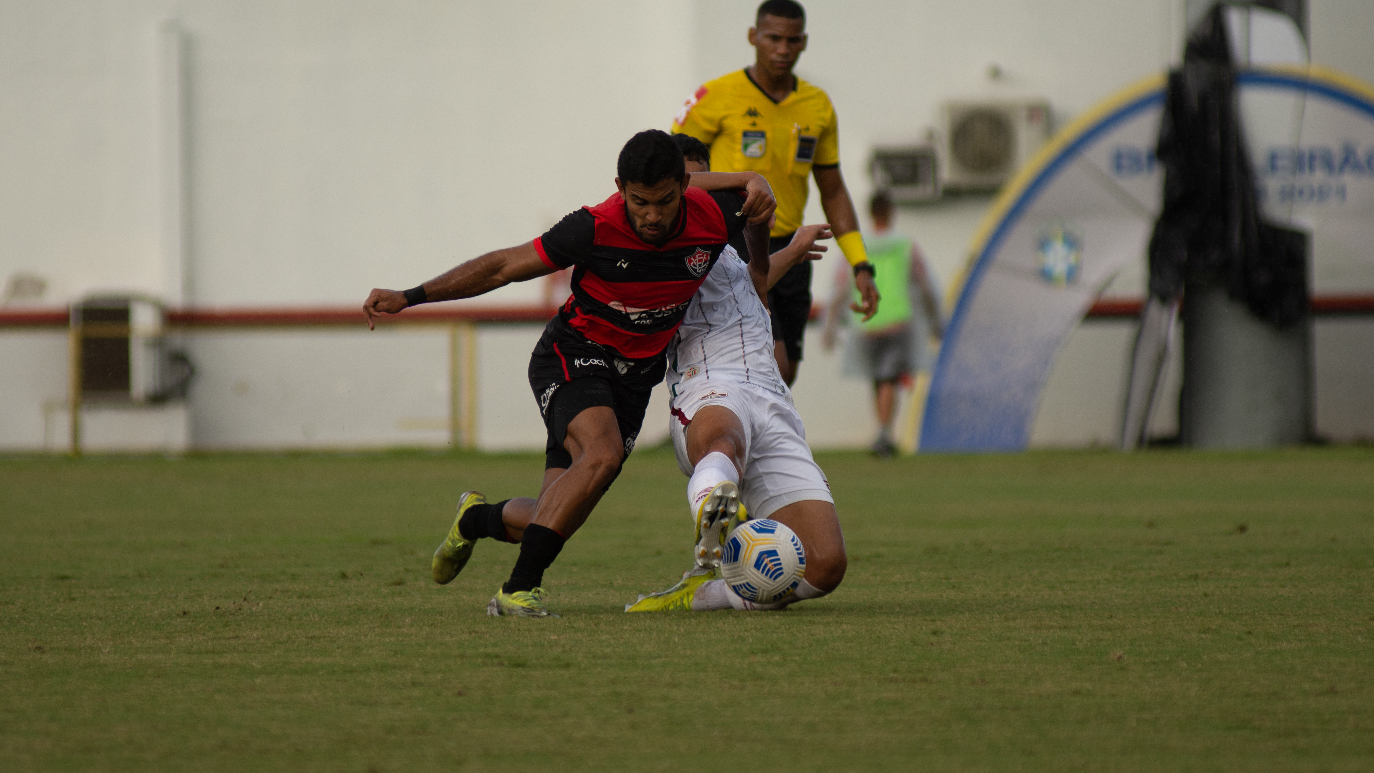 Vitória é superado pelo Fluminense em casa e cai no Brasileirão de Aspirantes