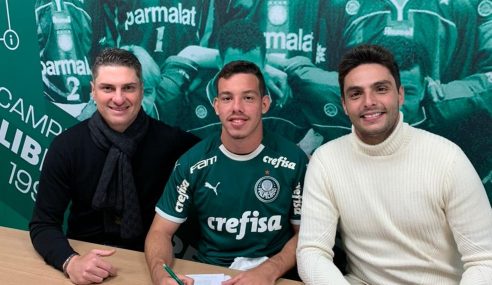 Atacante assina definitivamente com o Palmeiras