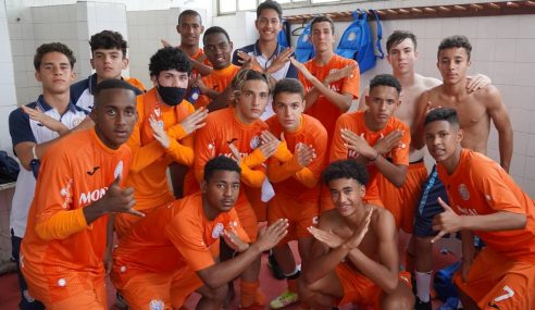 Ska Brasil vence fora e segue 100% no Paulista Sub-15