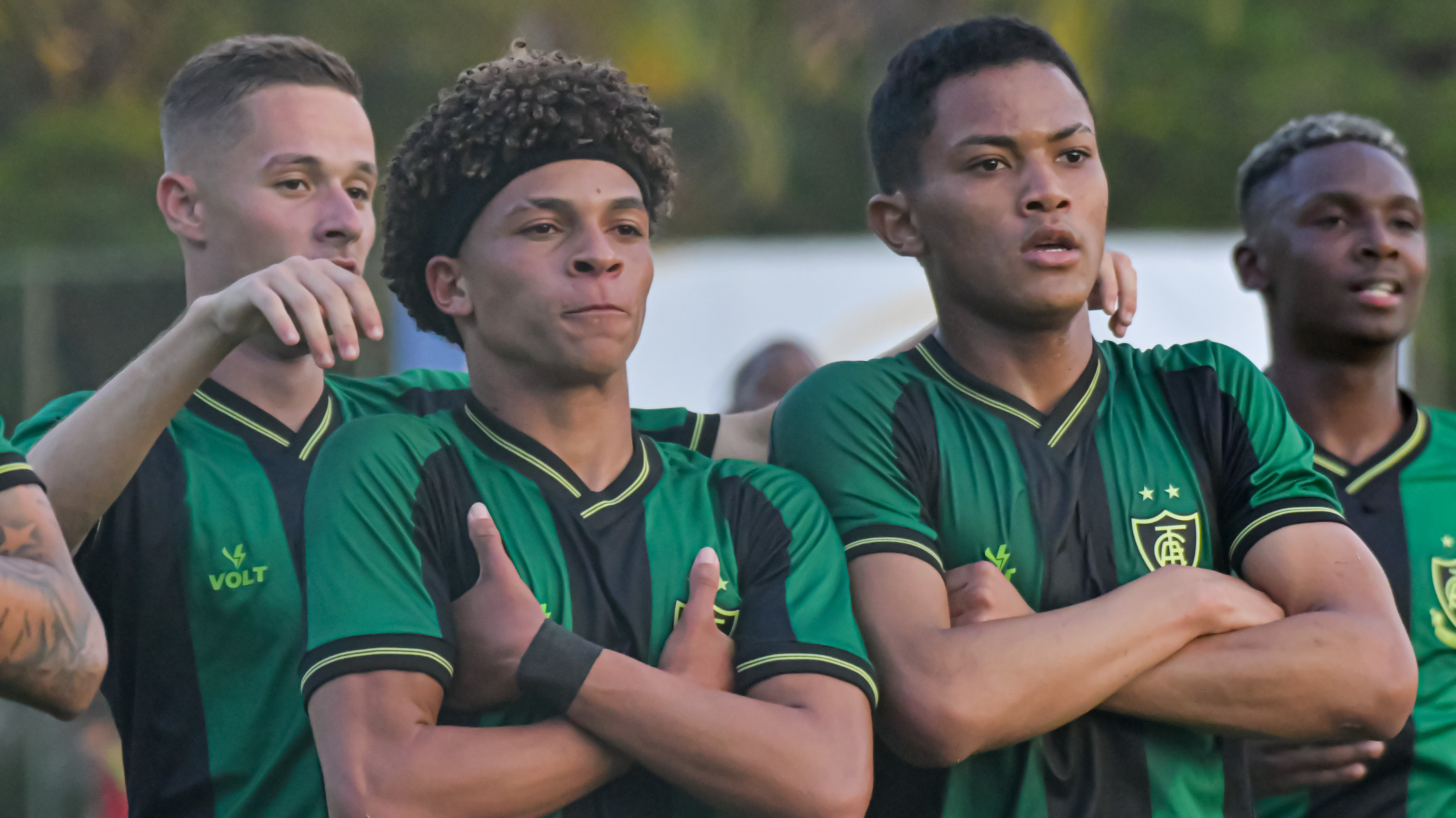América-MG derrota Fortaleza e entra no G-8 do Brasileirão Sub-20