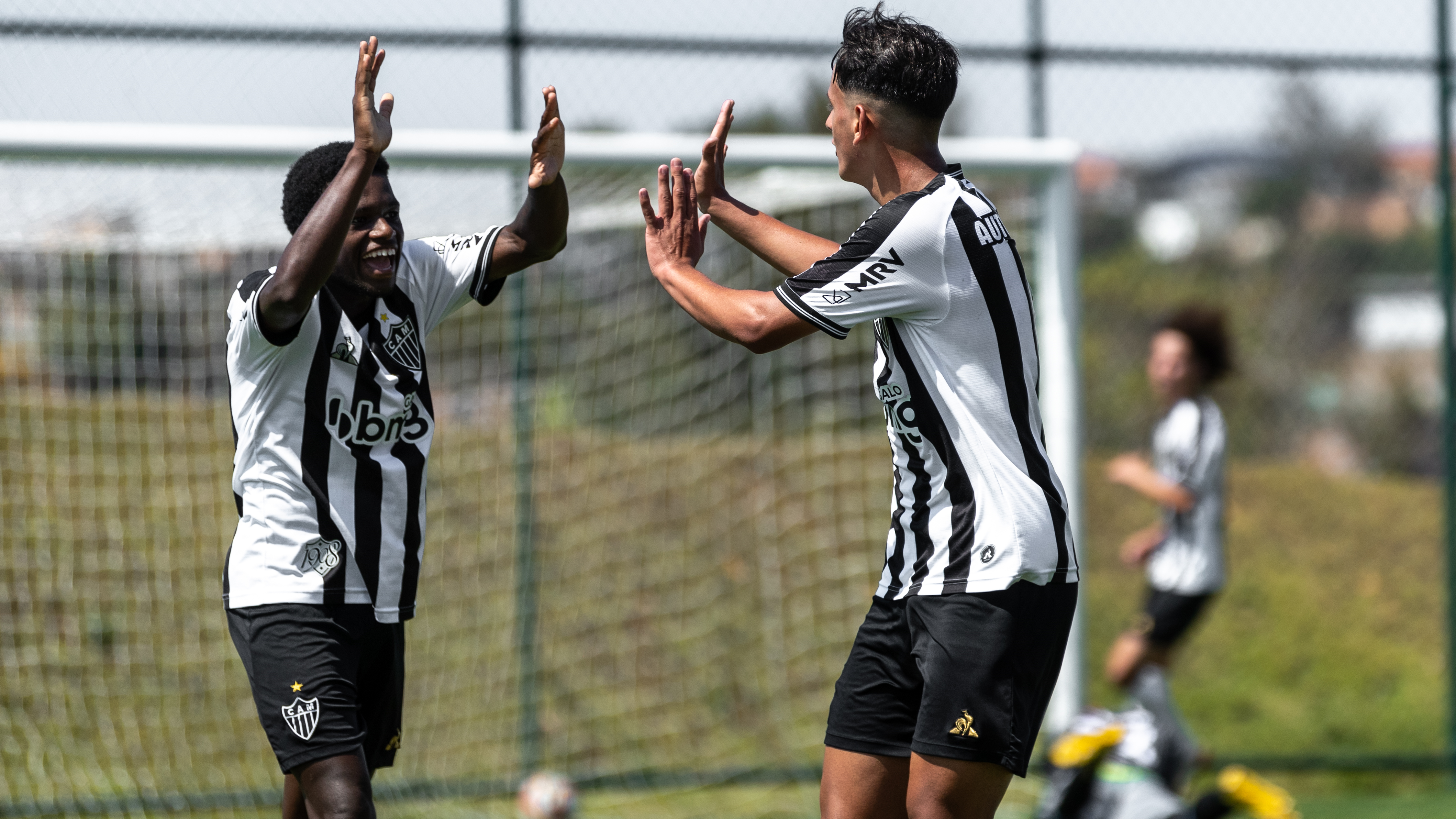 Atlético bate Inter São Gotardo e vence a segunda no Mineiro Sub-17