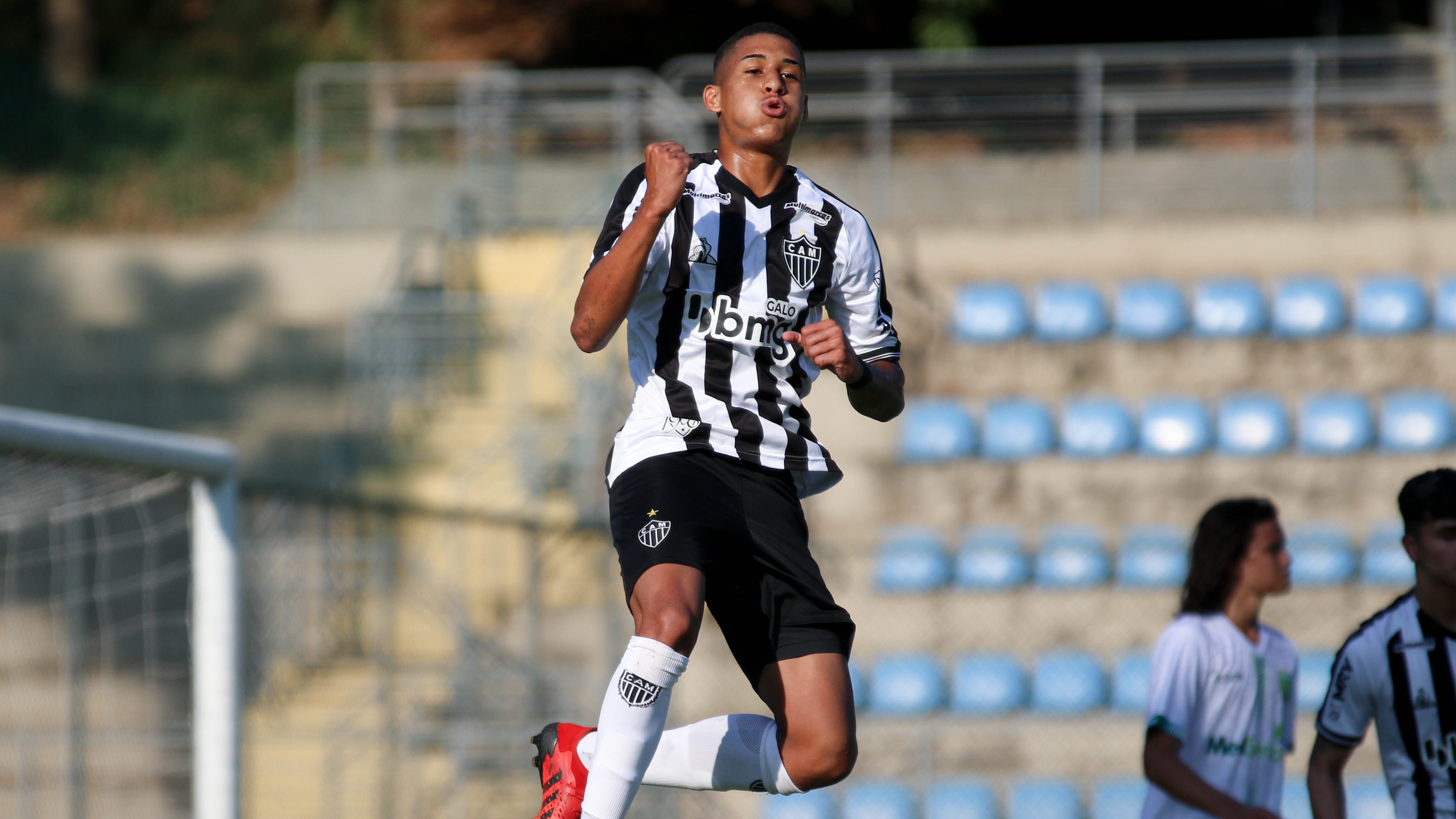 Atlético-MG atropela Porto Vitória e vai às semifinais da Copa do Brasil Sub-17