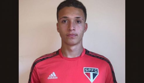 São Paulo contrata zagueiro de rival para reforçar o time sub-17