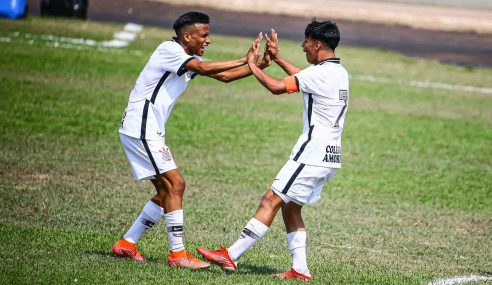 Corinthians faz nova vítima e segue tranquilo na ponta no Paulista Sub-17