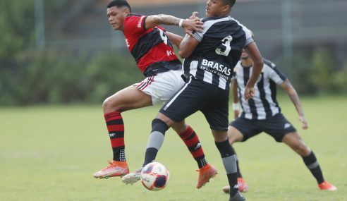 Flamengo vence Botafogo fora de casa na ida das semifinais do Carioca Sub-20
